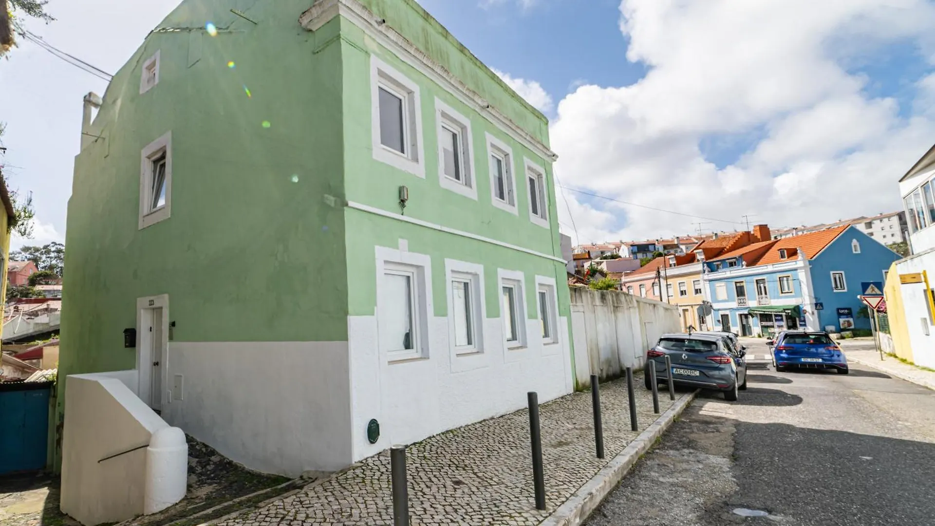 Cruzeiro Charm Apartments Lisboa 0*,  Portugal